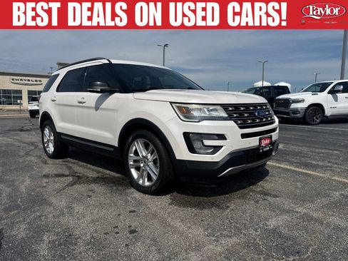Used 2017 Ford Explorer XLT w/ Equipment Group 202A AWD/4WD image 1