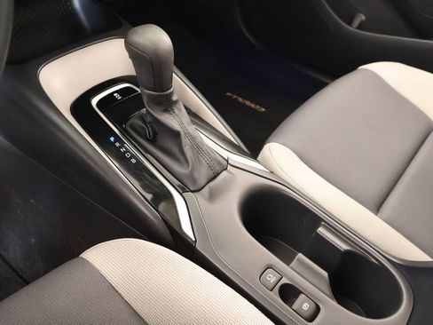 Used 2023 Toyota Corolla LE FWD image 7