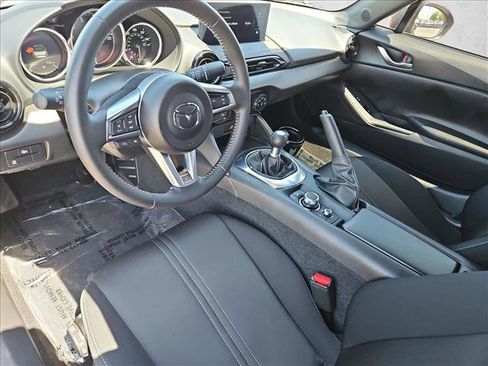 Used 2025 MAZDA MX-5 Miata Sport RWD image 11