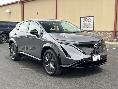Used 2024 Nissan Ariya AWD image 2