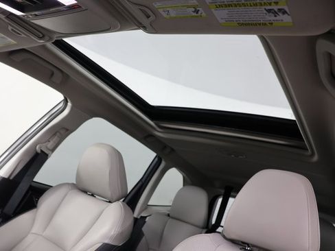 Used 2023 Subaru Forester Limited image 18