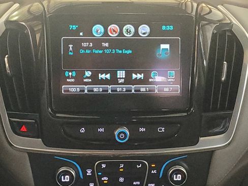 Used 2018 Chevrolet Traverse LT FWD image 25