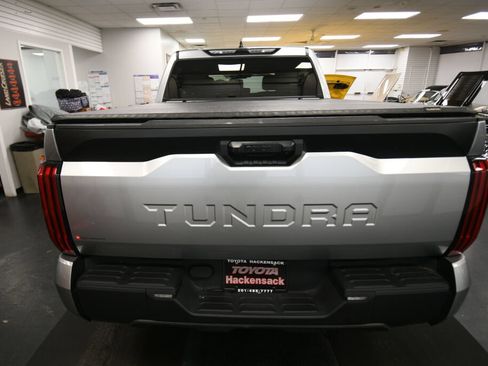 Used 2022 Toyota Tundra SR RWD image 6