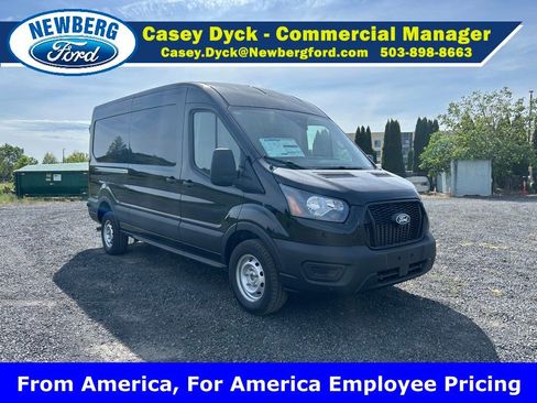 New 2026 Ford Transit 250 148 Medium Roof RWD image 4