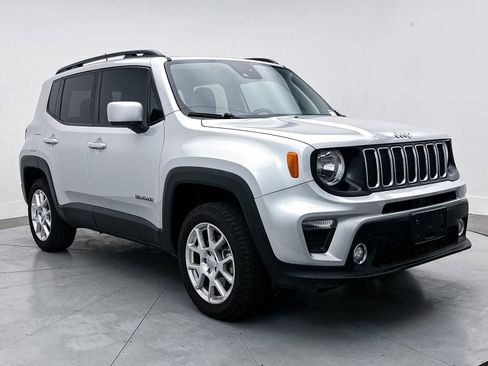 Used 2021 Jeep Renegade Latitude w/ Convenience Group image 9