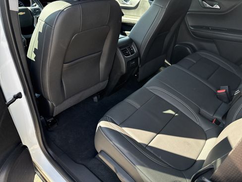 Used 2024 Chevrolet Blazer LT w/ LPO, Floor Liner Package FWD image 15