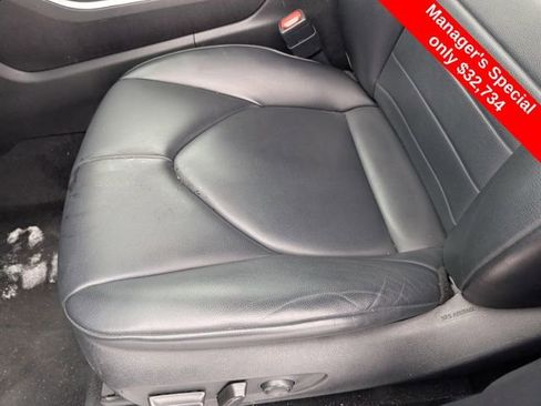 Used 2022 Toyota Highlander XLE image 23