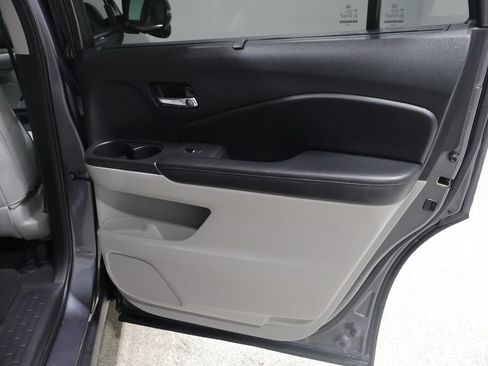 Used 2021 Honda Pilot Black Edition image 21