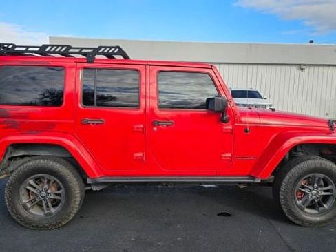 Used 2017 Jeep Wrangler Sahara AWD/4WD image 6