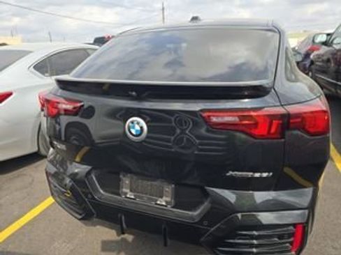 Used 2025 BMW X2 xDrive28i image 10