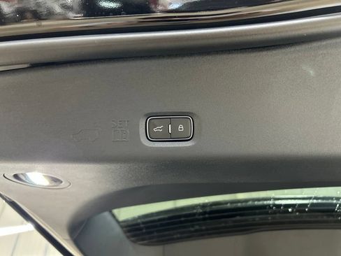 Used 2026 Lincoln Navigator L Reserve AWD/4WD image 34