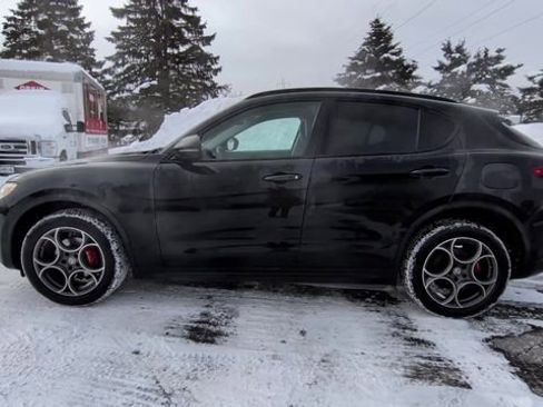Used 2018 Alfa Romeo Stelvio Sport w/ Quick Order Package 22J Sport image 6