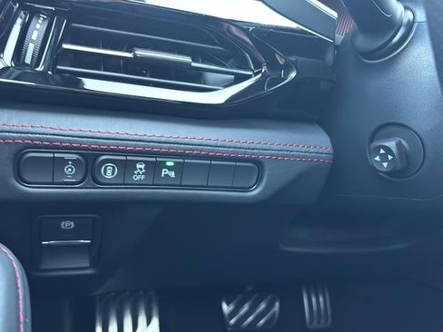 Used 2025 Acura MDX A-Spec image 11