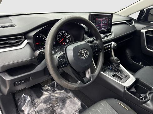 Used 2021 Toyota RAV4 XLE FWD image 18