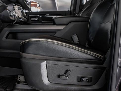 Used 2022 RAM 2500 Laramie image 30