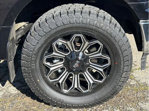 Used 2019 Ford F150 XLT image 10