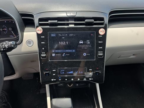 Used 2024 Hyundai Tucson SEL FWD image 8