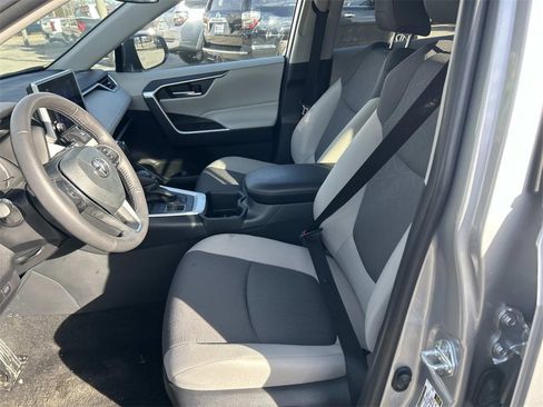 Certified 2025 Toyota RAV4 XLE image 15