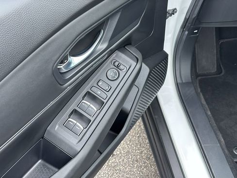 Certified 2025 Honda Accord SE image 14