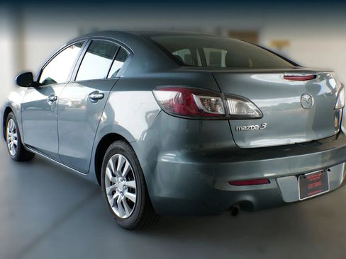 Used 2012 MAZDA MAZDA3 i Sport image 9
