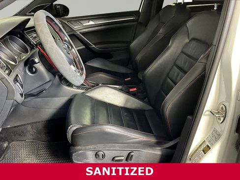 Used 2018 Volkswagen GTI Autobahn FWD image 18