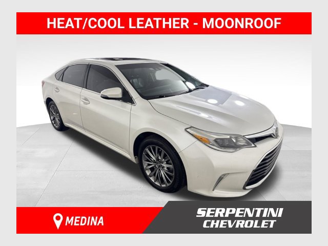 Used 2016 Toyota Avalon Limited w/ Toyota Safety Sense Package FWD image 1