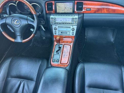 Used 2002 Lexus SC 430 Convertible RWD image 11