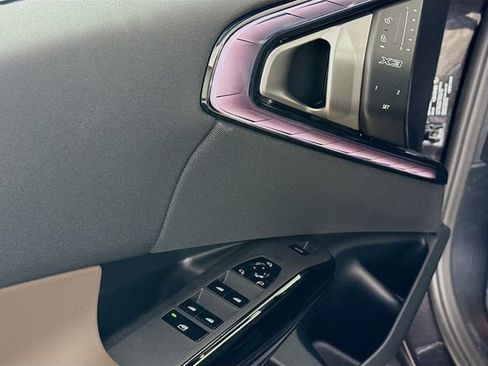 New 2026 BMW X3 xDrive30 w/ Premium Package image 18