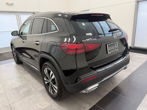 Certified 2025 Mercedes-Benz GLA 250 4MATIC image 4
