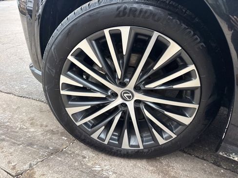 Certified 2024 Lexus RX 350 image 11