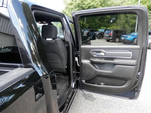 Used 2022 RAM 1500 Big Horn AWD/4WD image 33