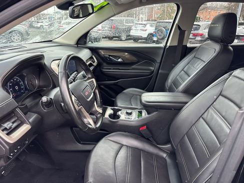 Used 2023 GMC Terrain Denali image 6