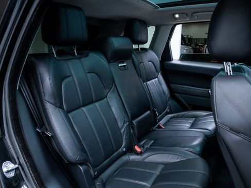 Used 2016 Land Rover Range Rover Sport SE AWD/4WD image 22