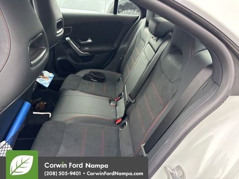 Used 2024 Mercedes-Benz CLA 250 4MATIC image 9