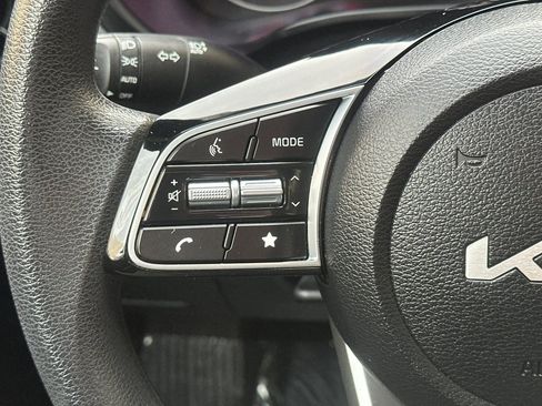 Used 2024 Kia Forte LXS image 23