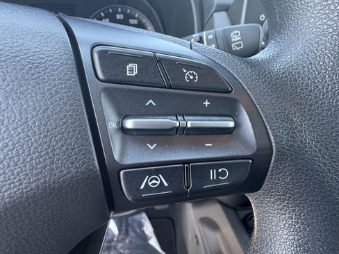 Used 2023 Hyundai Kona SEL w/ Cargo Package AWD/4WD image 31