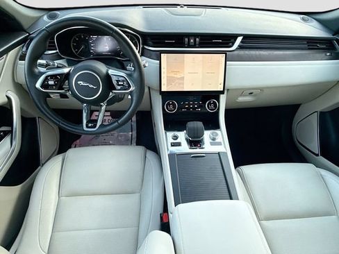 Used 2023 Jaguar F-PACE R-Dynamic S AWD/4WD image 16