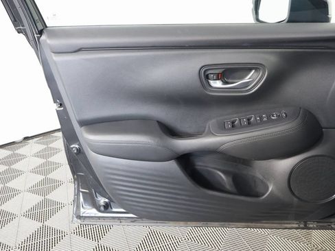 Used 2024 Honda HR-V LX image 11