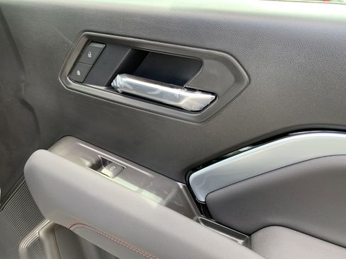 New 2025 Chevrolet Colorado Z71 w/ Z71 Convenience Package 2 image 27