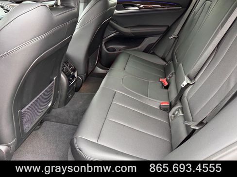 Used 2025 BMW X4 xDrive30i AWD/4WD image 17