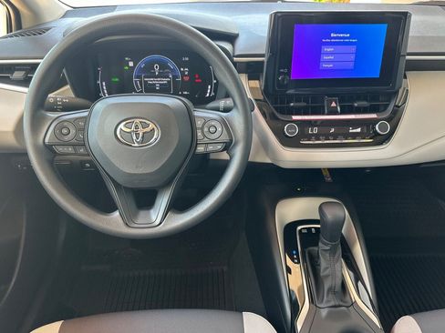 New 2026 Toyota Corolla LE w/ LE Premium Package FWD image 17