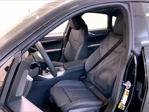 New 2026 BMW i4 M60 w/ Premium Package AWD/4WD image 9