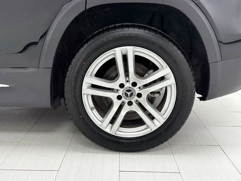 Used 2022 Mercedes-Benz GLB 250 GLB 250 w/ Premium Package Lite image 40