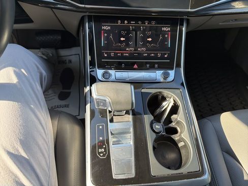 Used 2021 Audi Q7 3.0T Prestige w/ Prestige Package image 19