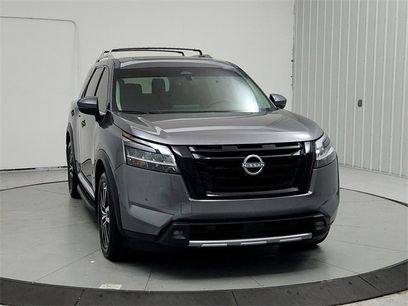Used 2023 Nissan Pathfinder Platinum w/ Lighting Package (N93)