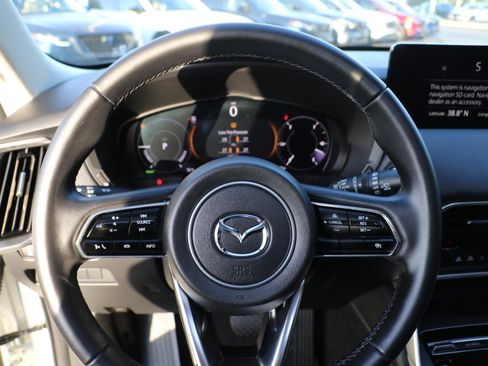 Certified 2025 MAZDA CX-90 Plug-In Hybrid w/ Preferred AWD/4WD image 15