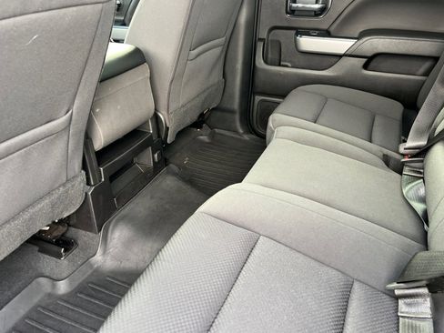 Used 2019 Chevrolet Silverado 2500 LT w/ LT Convenience Package image 9