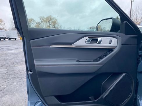 New 2026 Ford Explorer Active w/ Active Comfort Package image 12