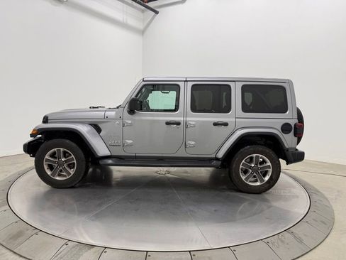 Used 2020 Jeep Wrangler Unlimited Sahara AWD/4WD image 4
