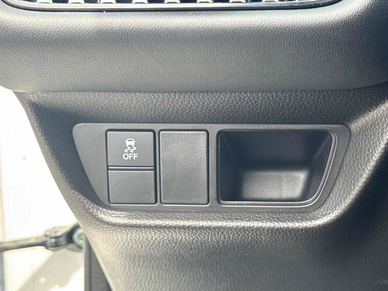 Certified 2024 Honda HR-V Sport image 29